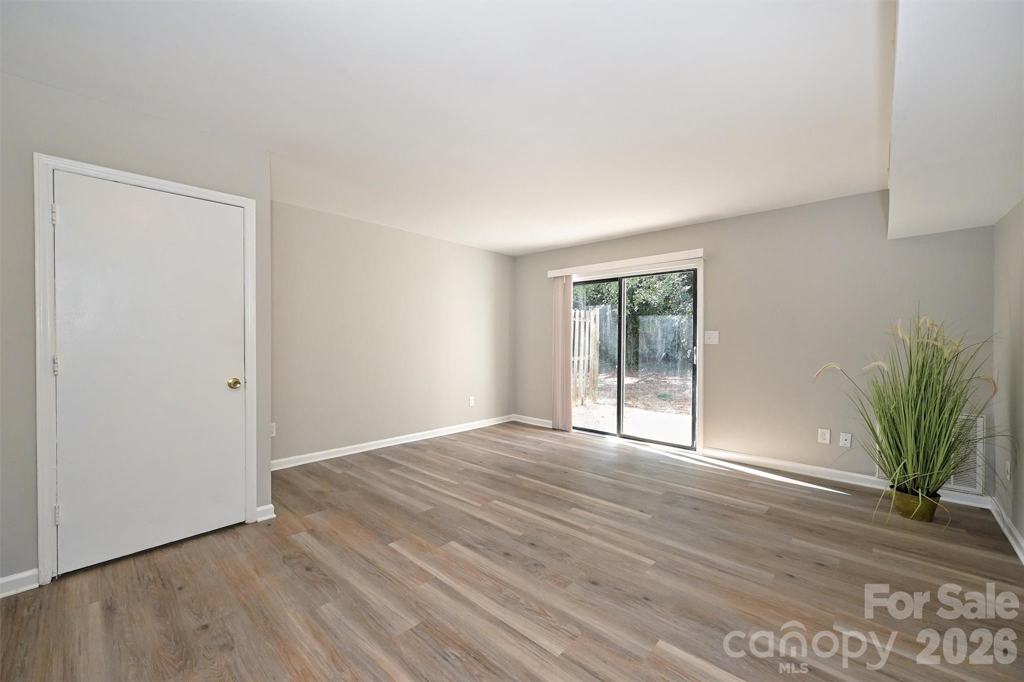 Walker Woods - Residential