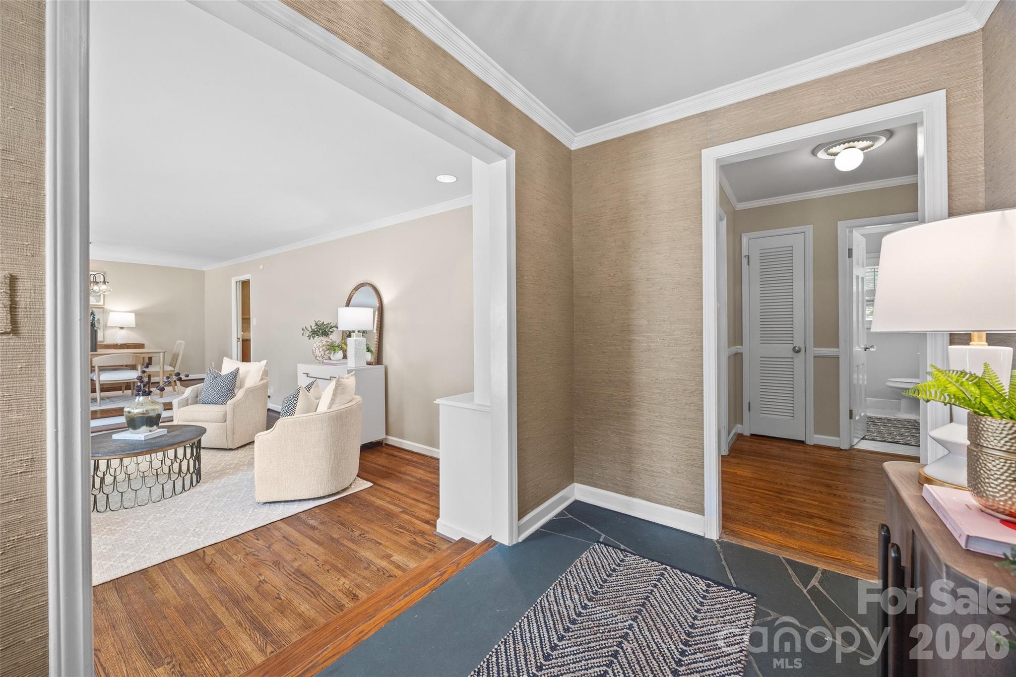 3826 Severn Avenue