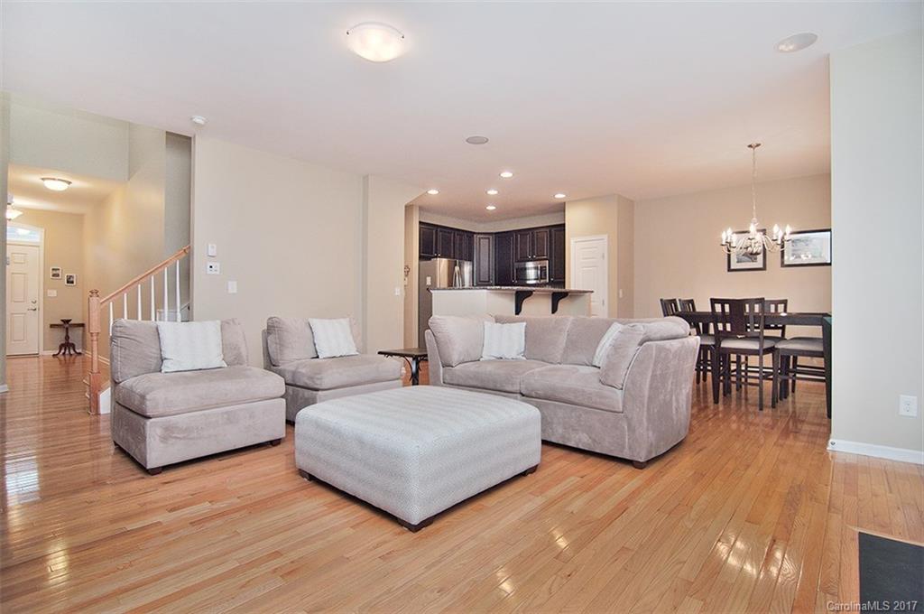 Lake Shore - Residential