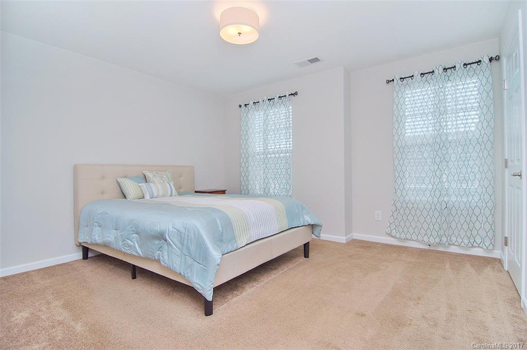 Lake Shore - Residential