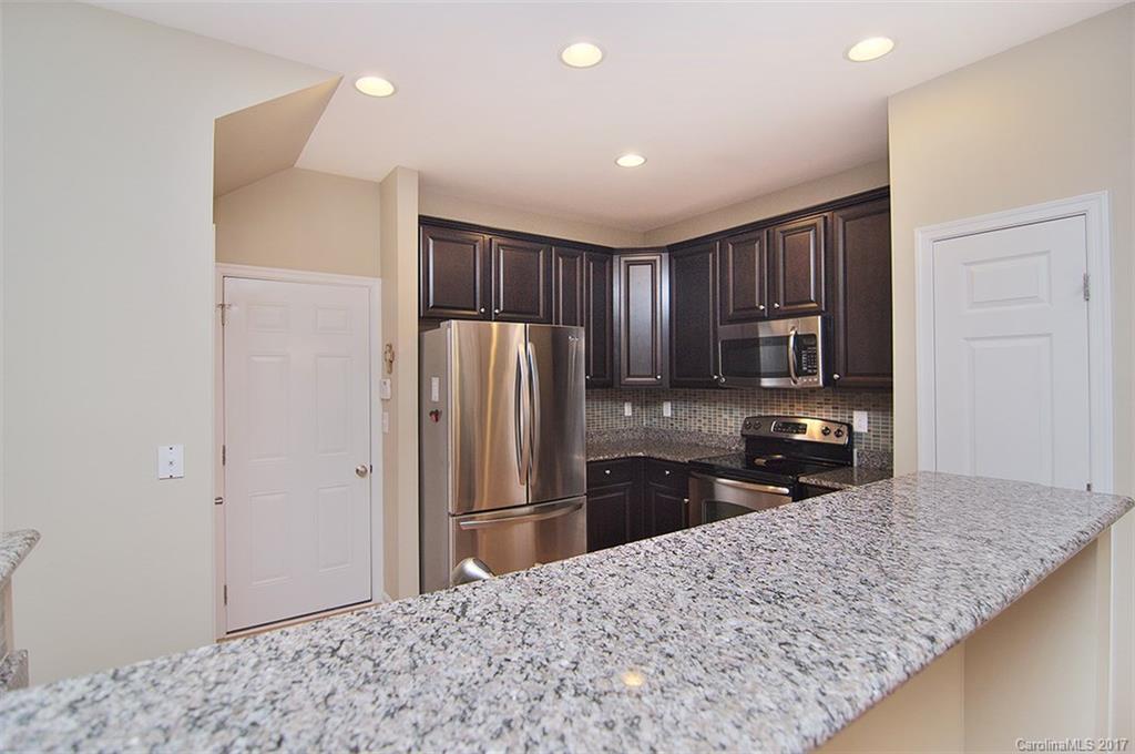 Lake Shore - Residential