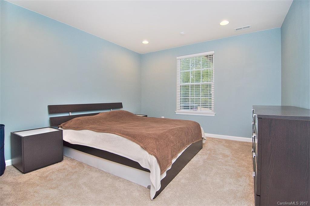 Lake Shore - Residential