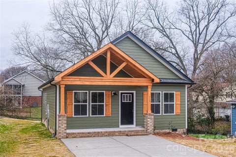 Photo of 113 Chestnut Drive SW, Concord, NC 28025 (MLS # 4417389)