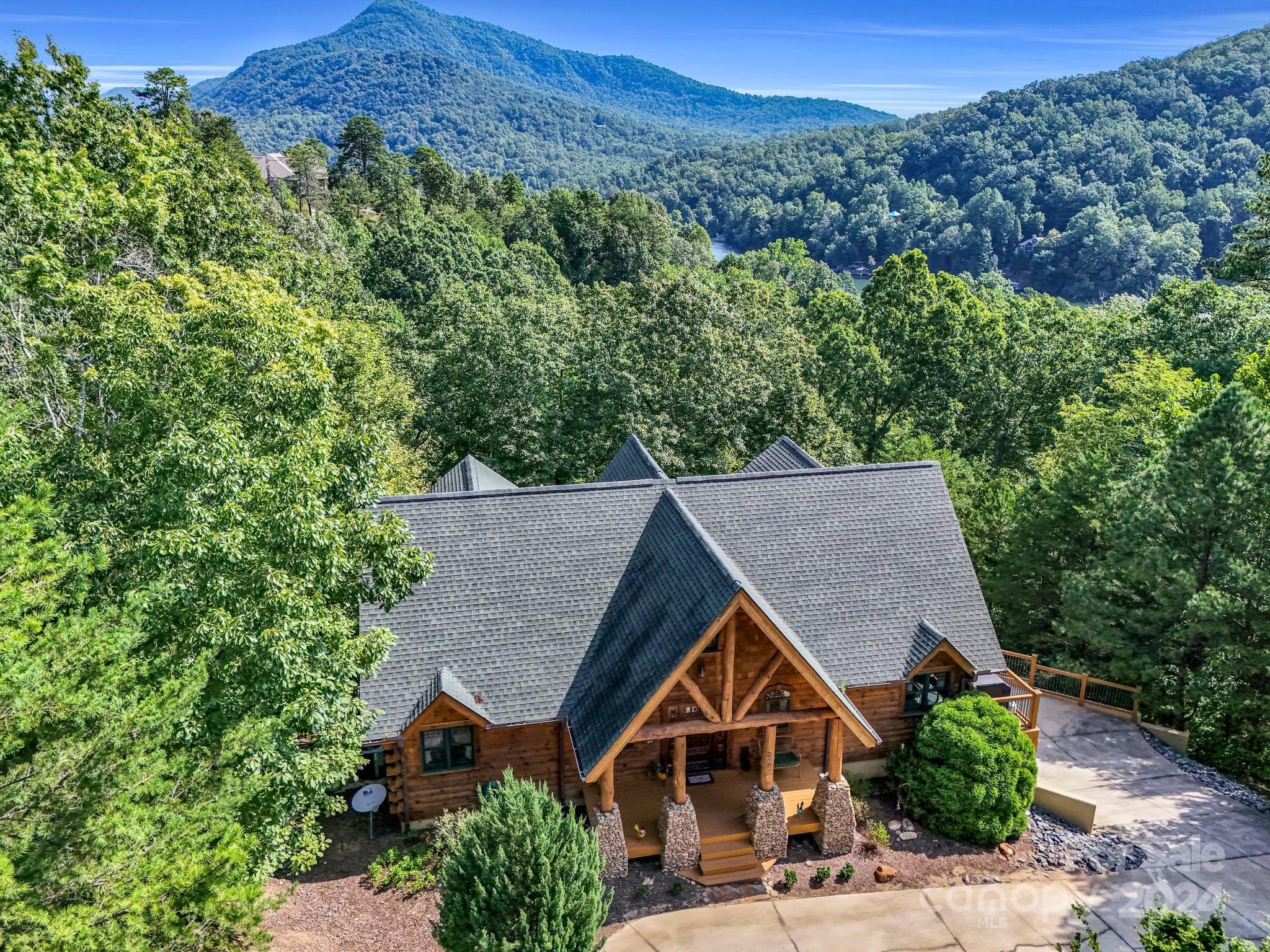 219 Highland Heights
