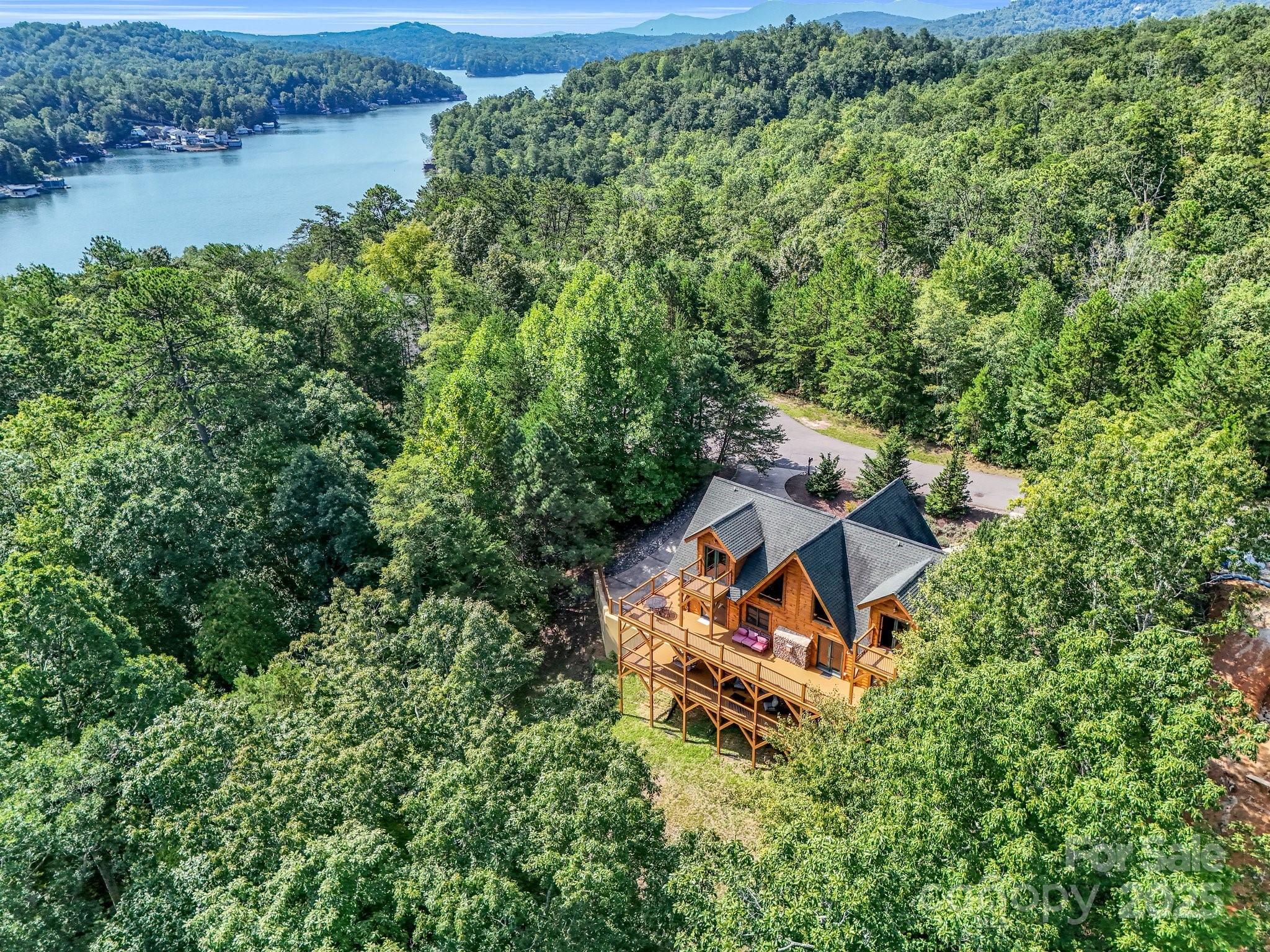 219 Highland Heights