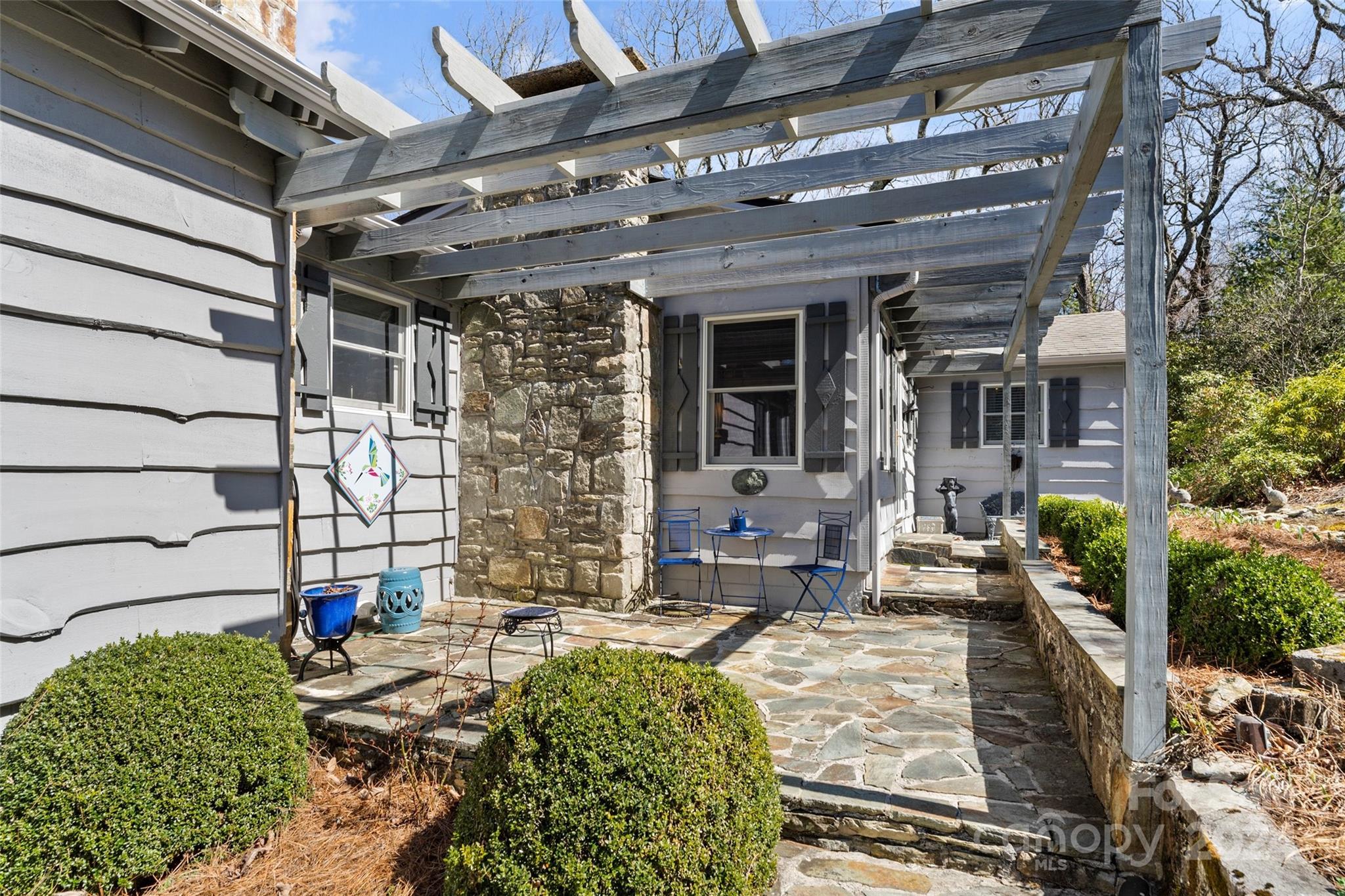 Gingercake Acres - Residential