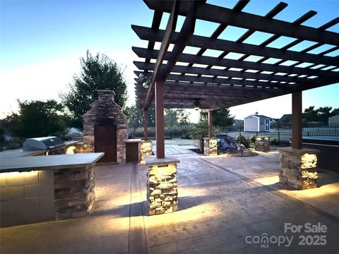 1132 Jack Pine Road 79 Lake Wylie SC 29710