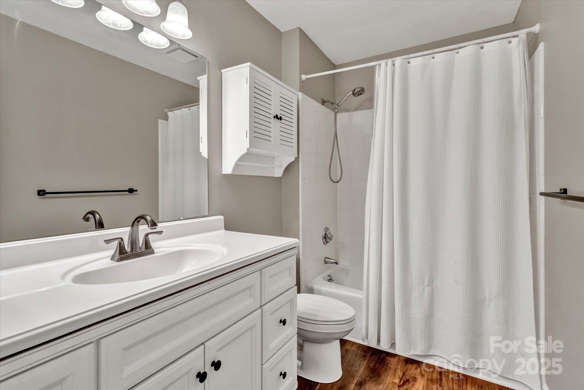 Quail Hollow Estates - Residential