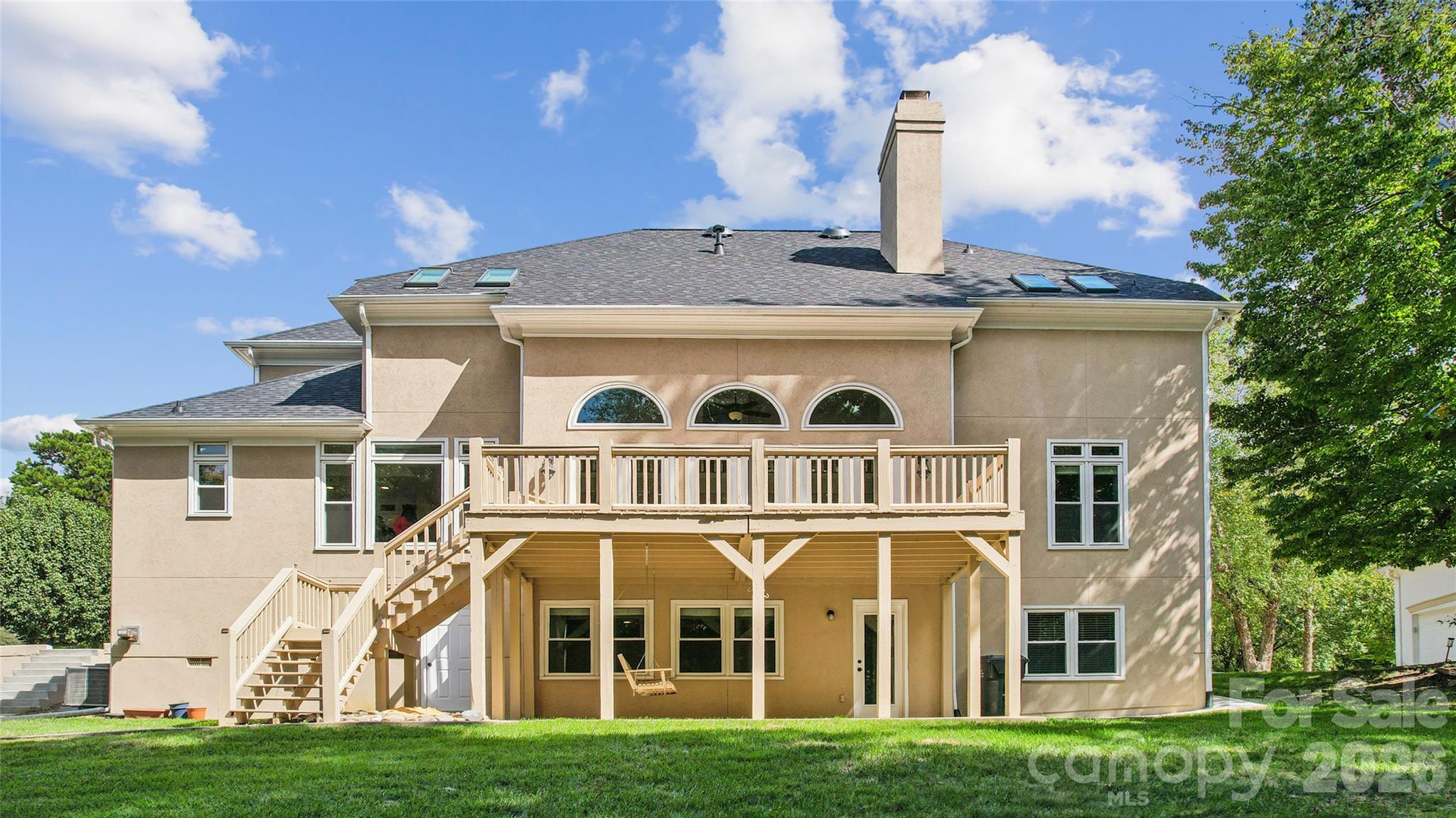 16516 Riverpointe Drive