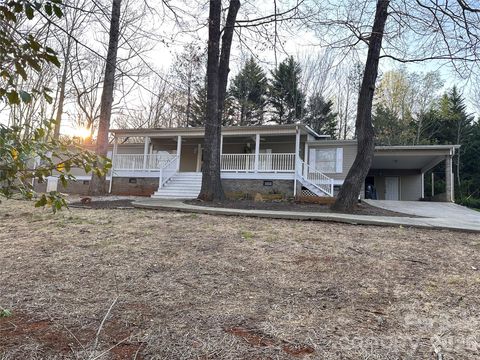 Photo of 626 Lukes Loop #18, Marion, NC 28752 (MLS # 4360420)