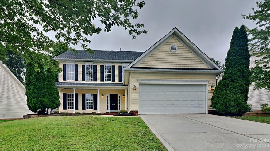 Welcome home to this beautiful 4 bed, 2.5 bath home in Fort Mill! Fantastic location near Lake Wylie and close to plenty of shopping/dining options! NEW HVAC 2023. You will love this neighborhood and the many updates to this home. Interiors feature fresh paint throughout, updated bathrooms and new flooring throughout with LVP in main living areas and carpet in the bedrooms. Luxurious kitchen offers tile backsplash, butler’s pantry, freshly painted cabinets with island cabinet and SS appliances(range, microwave and dishwasher). Huge primary bedroom w/ 2 walk-in closets and double vanity sink, soaking tub and walk-in shower in primary bath. 2 car garage as well! Don’t miss!