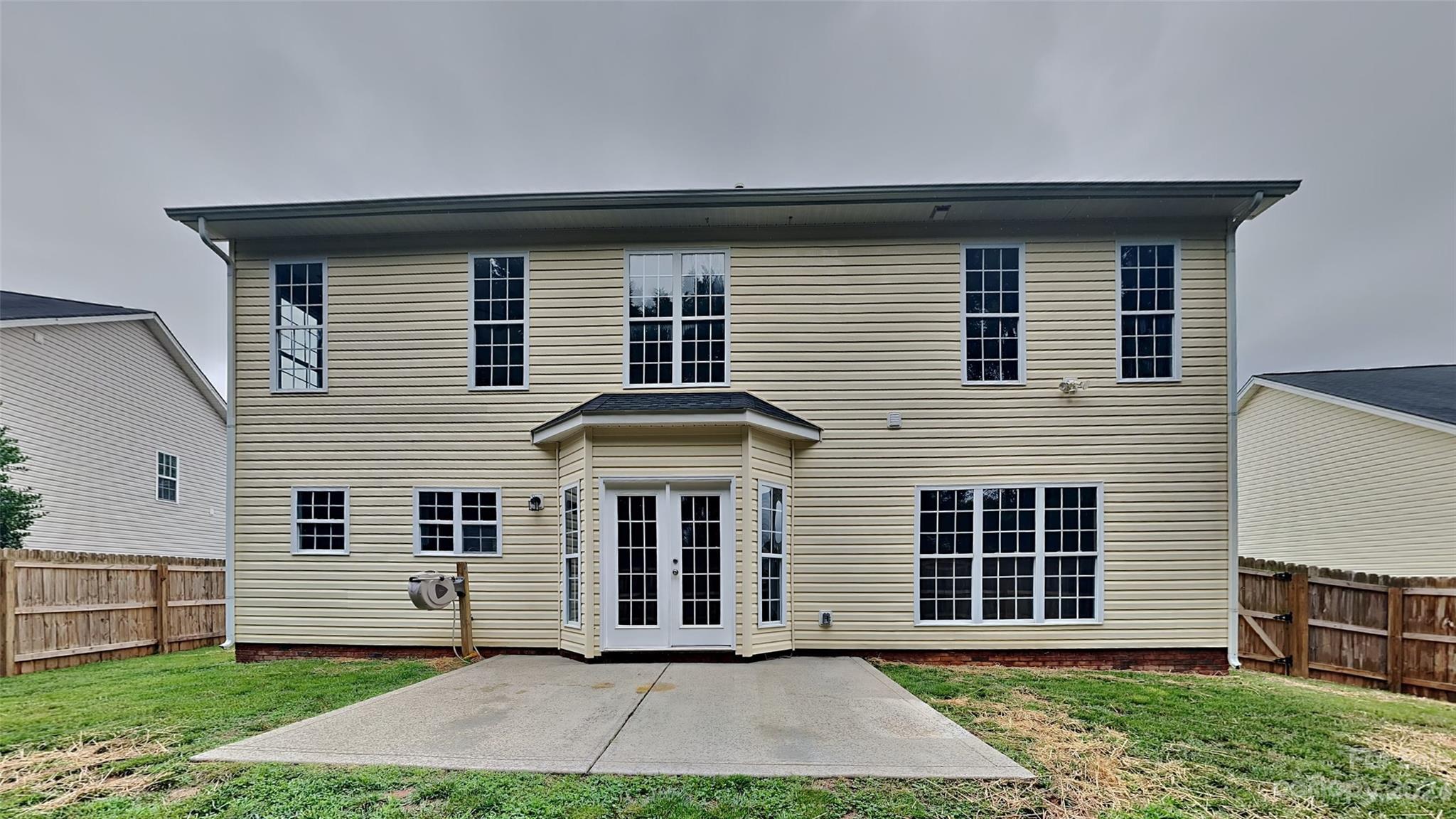 Waterstone - Residential