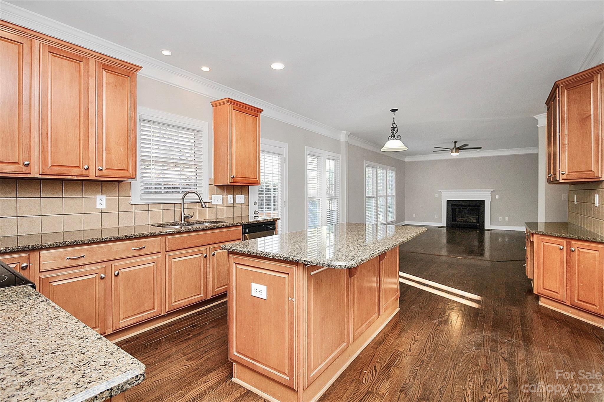 Highland Creek - Residential