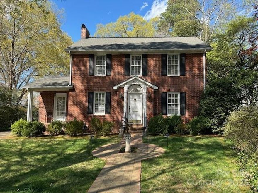 Classic Myers Park two story on lovely street near the greenway and steps away from Winghaven. Lot is very deep with many possibilities. Convenient to Park Road, Uptown, Freedom Park, Southpark and more.