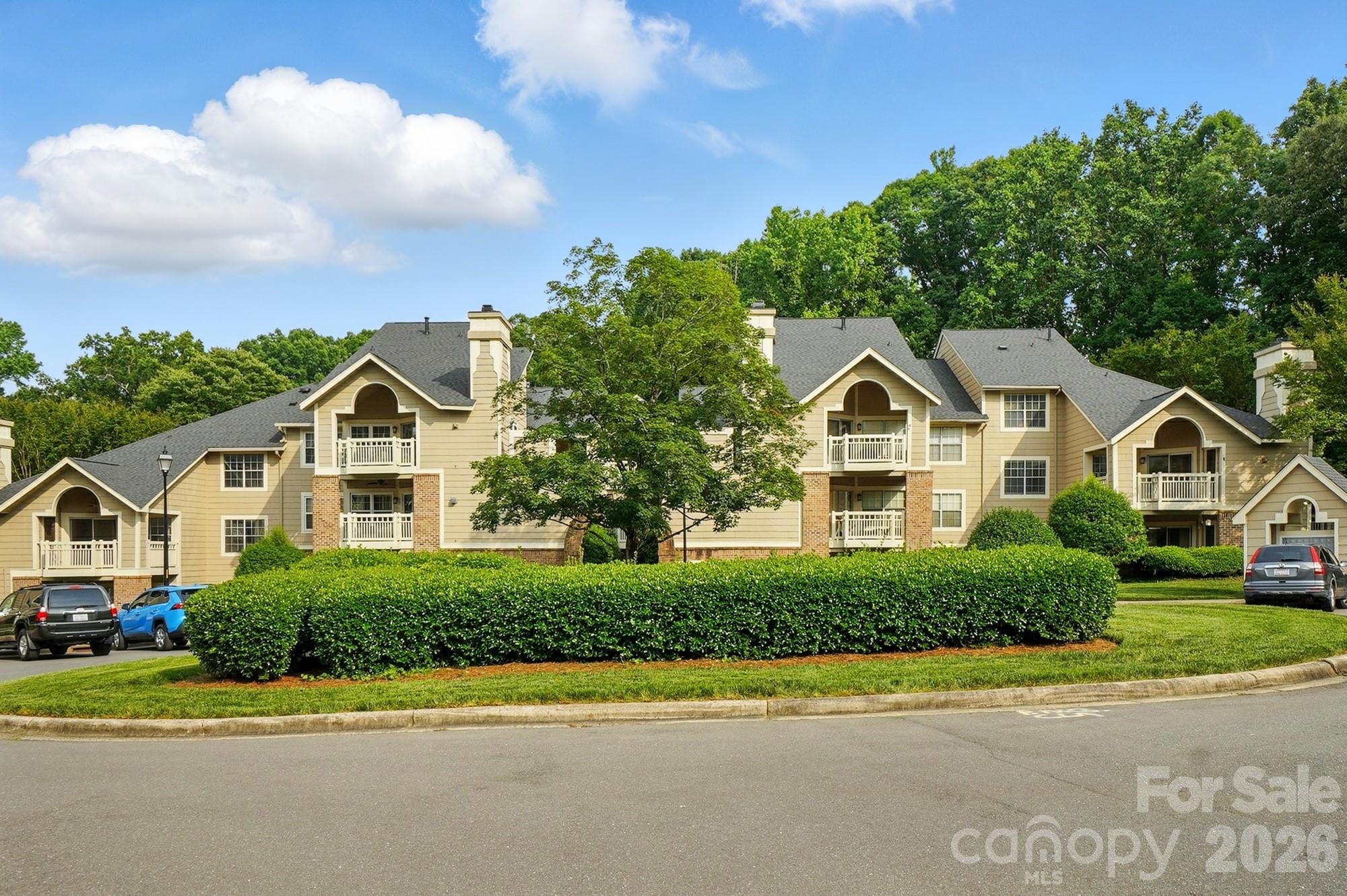 5007 Sharon Road