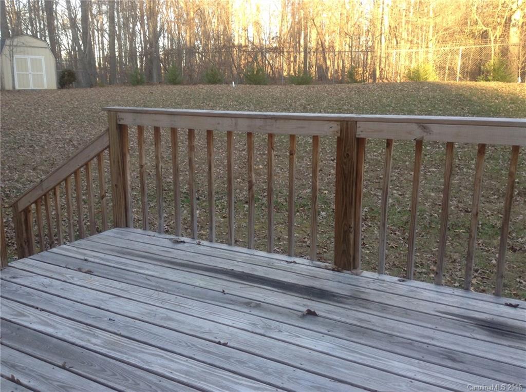 Poplar Woods - Residential Lease