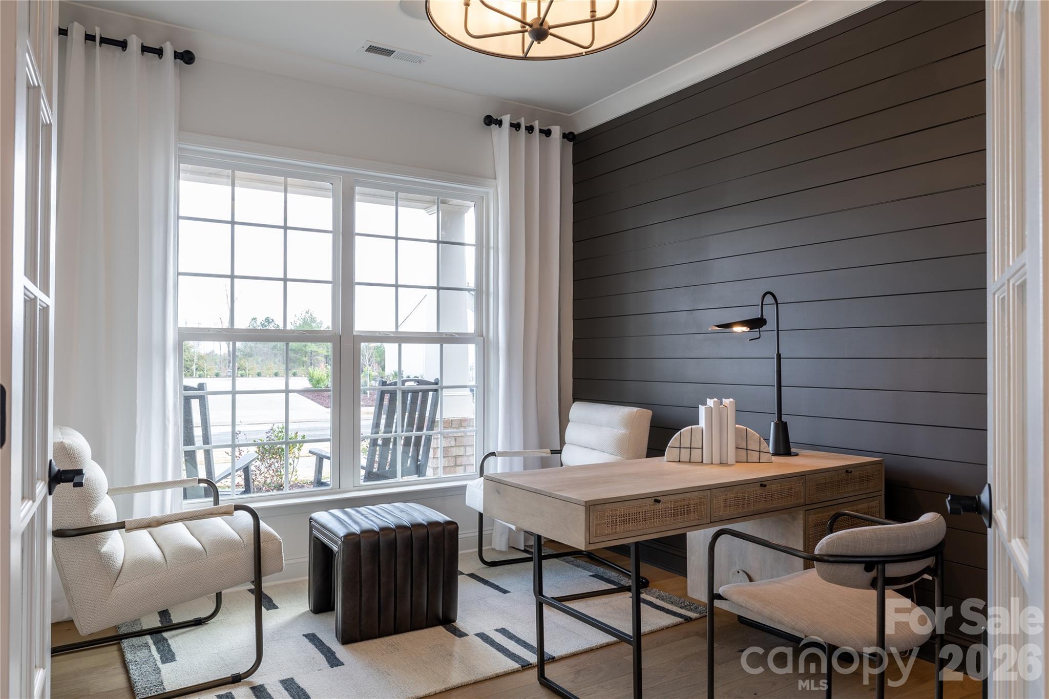 2114 Riverbend Avenue 11