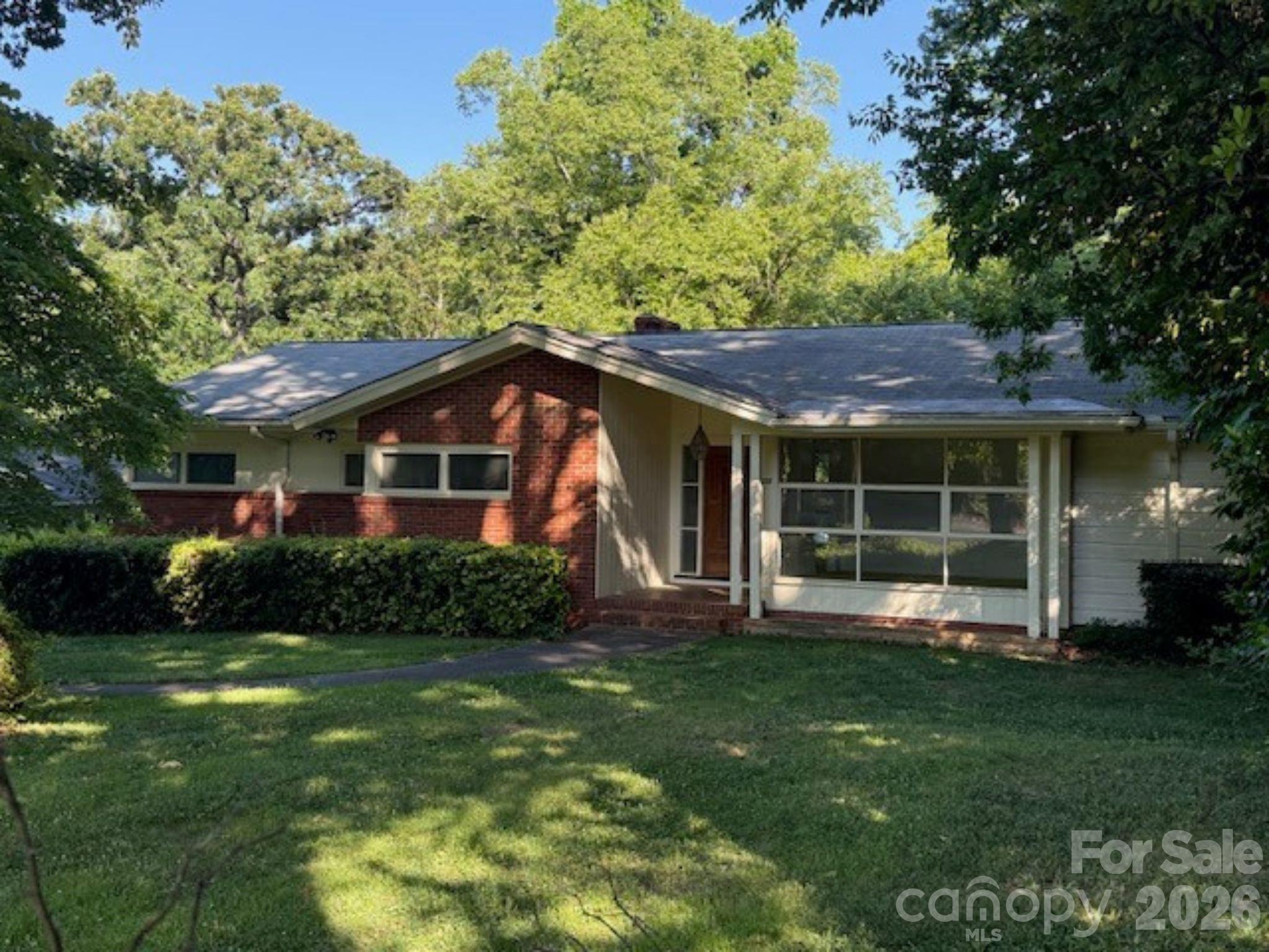 2028 Ferncliff Road