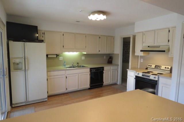 Tega Cay - Residential