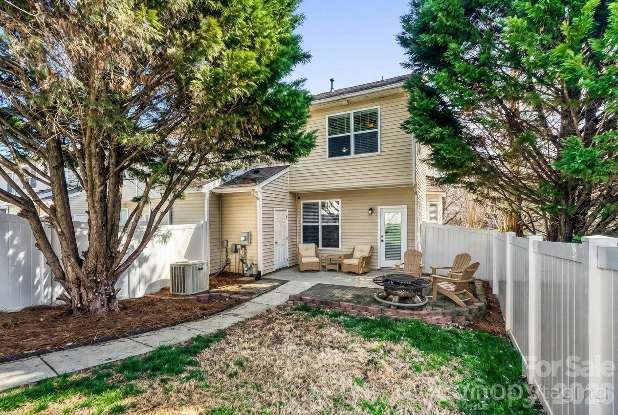 Villages At Rosedale - Residential