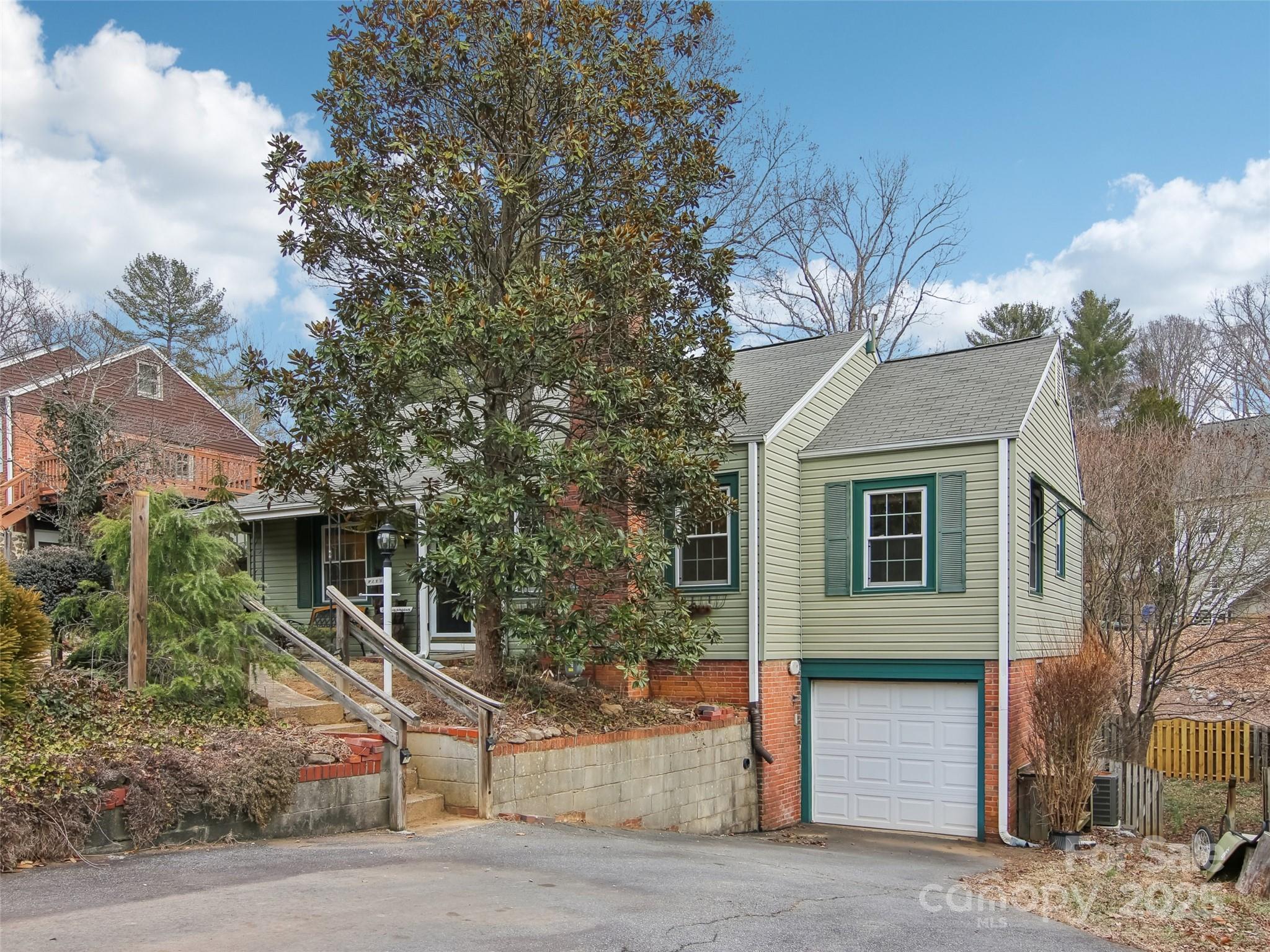 28 Kensington Drive