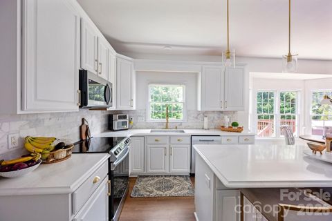 5005 Chestnut Knoll Lane Charlotte NC 28269