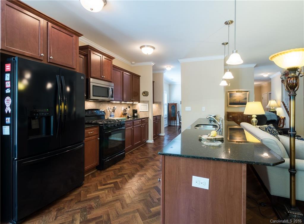 Lake Ridge - Residential