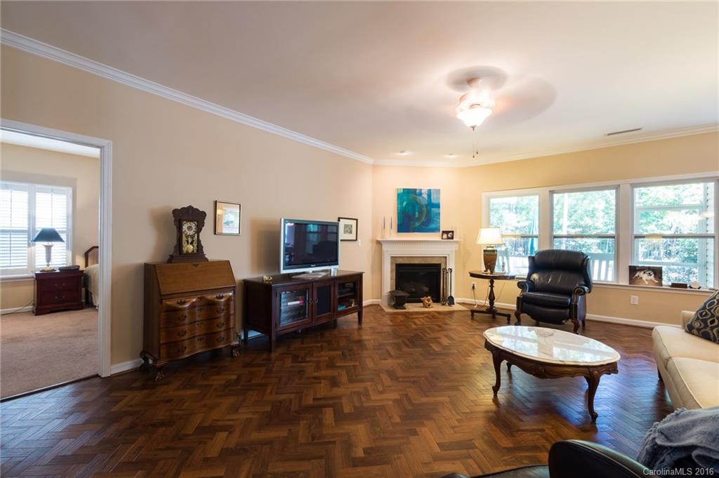 Lake Ridge - Residential