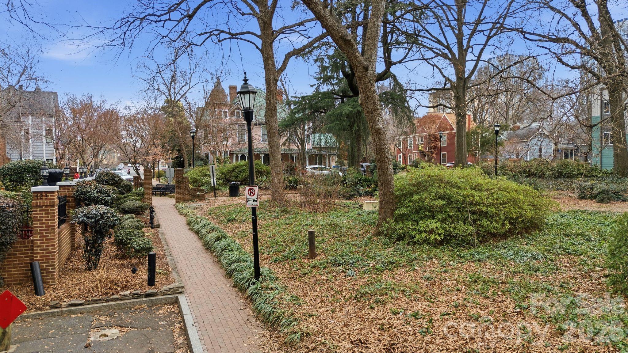 Springfield Square - Residential