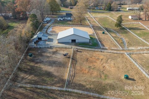 A home in Kernersville