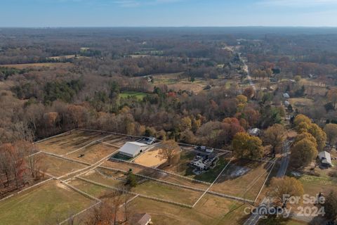 A home in Kernersville