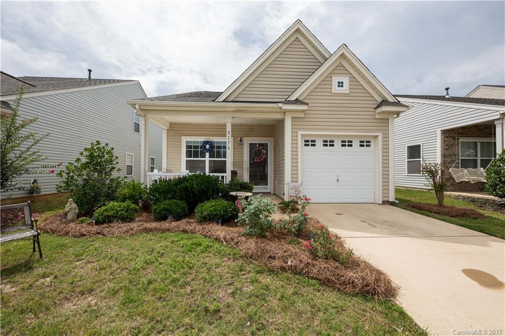 Newport Lakes - Residential