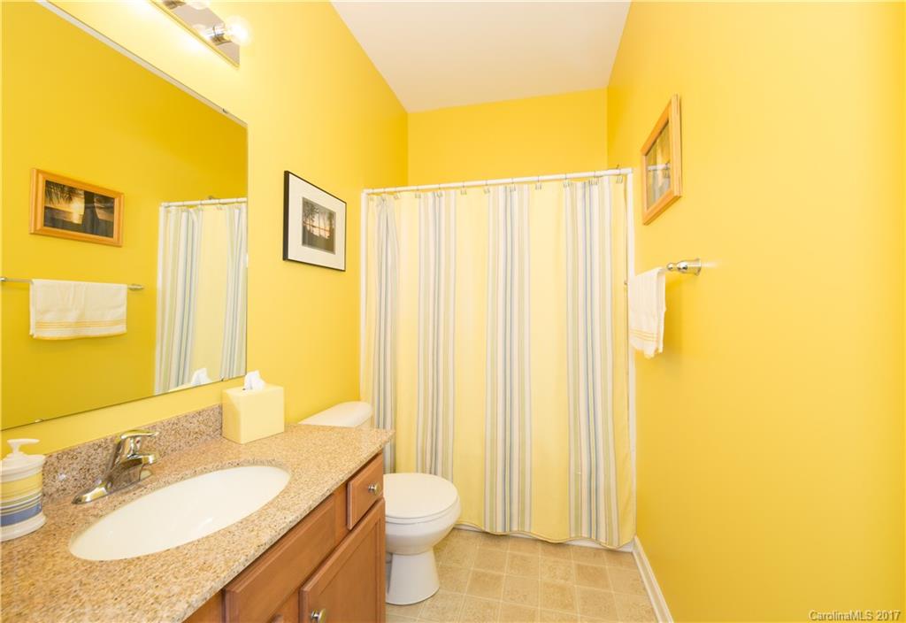 Newport Lakes - Residential