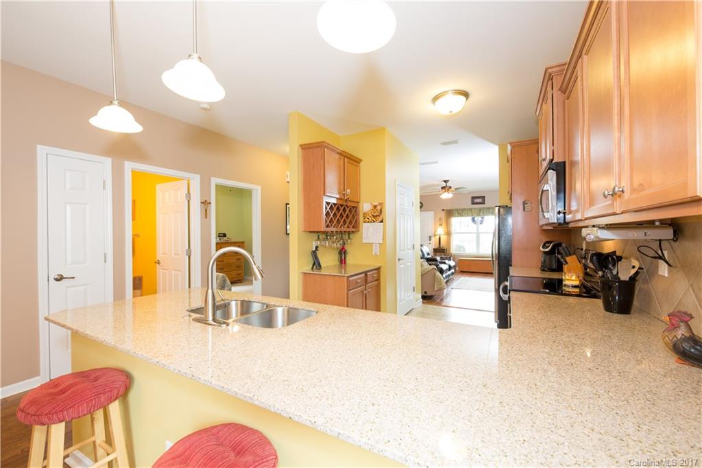 Newport Lakes - Residential