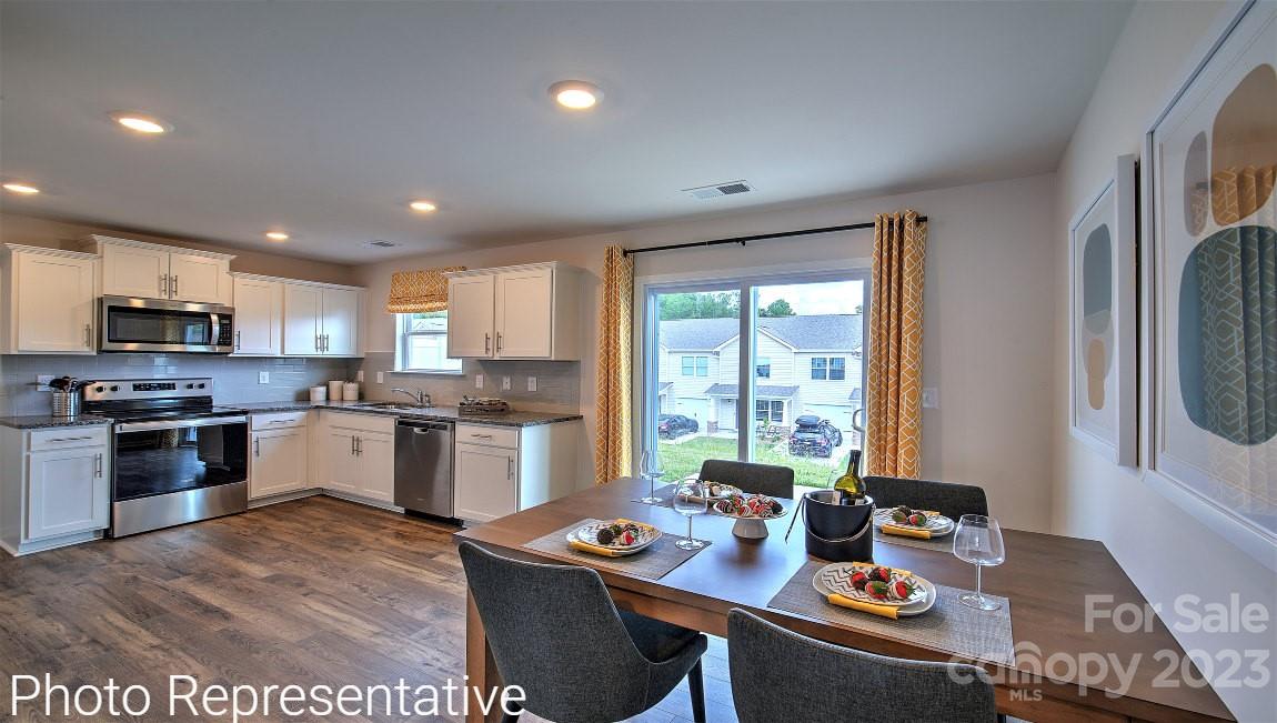 Virginia Commons - Residential