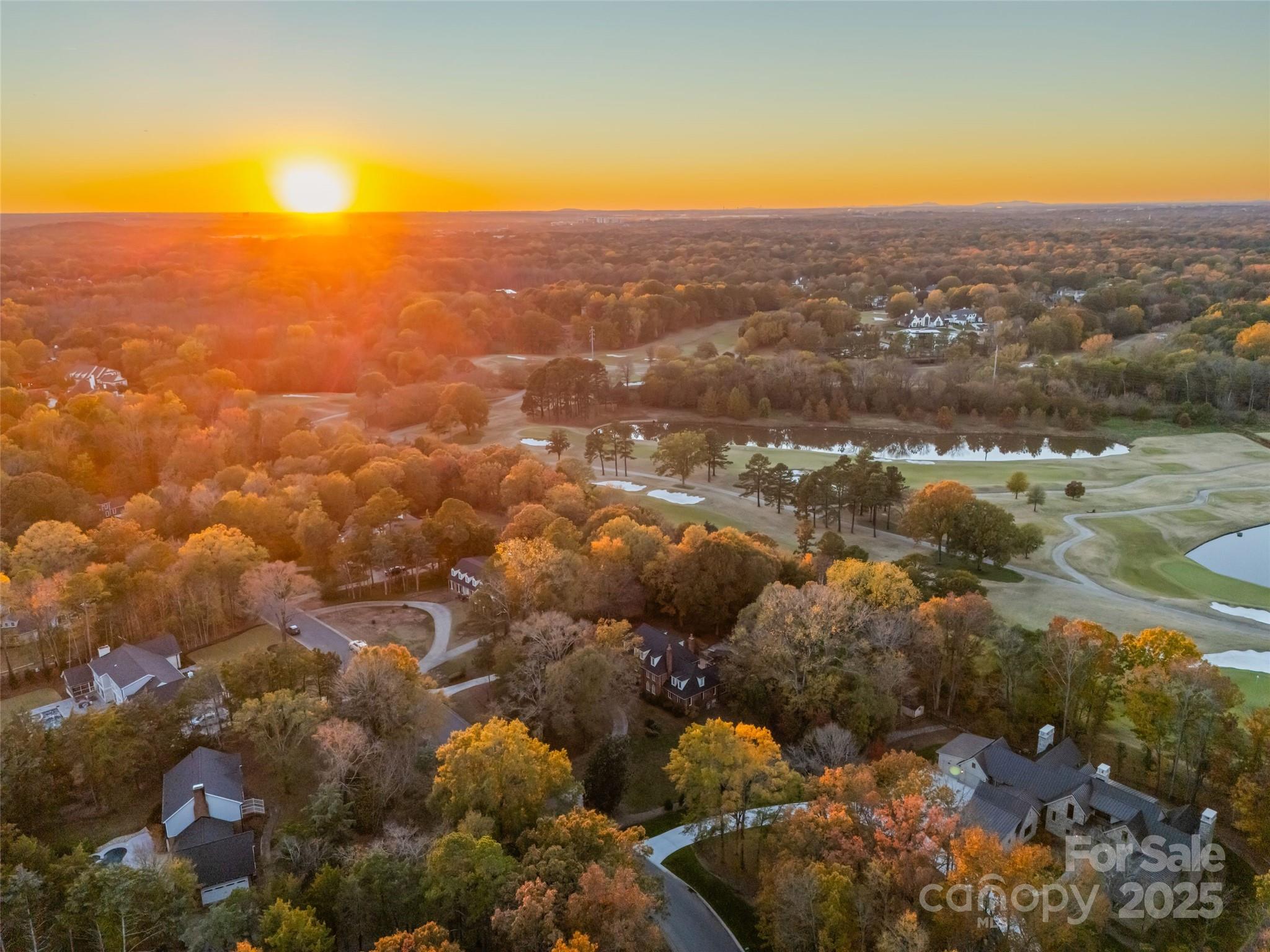 Five Knolls Estates - Residential