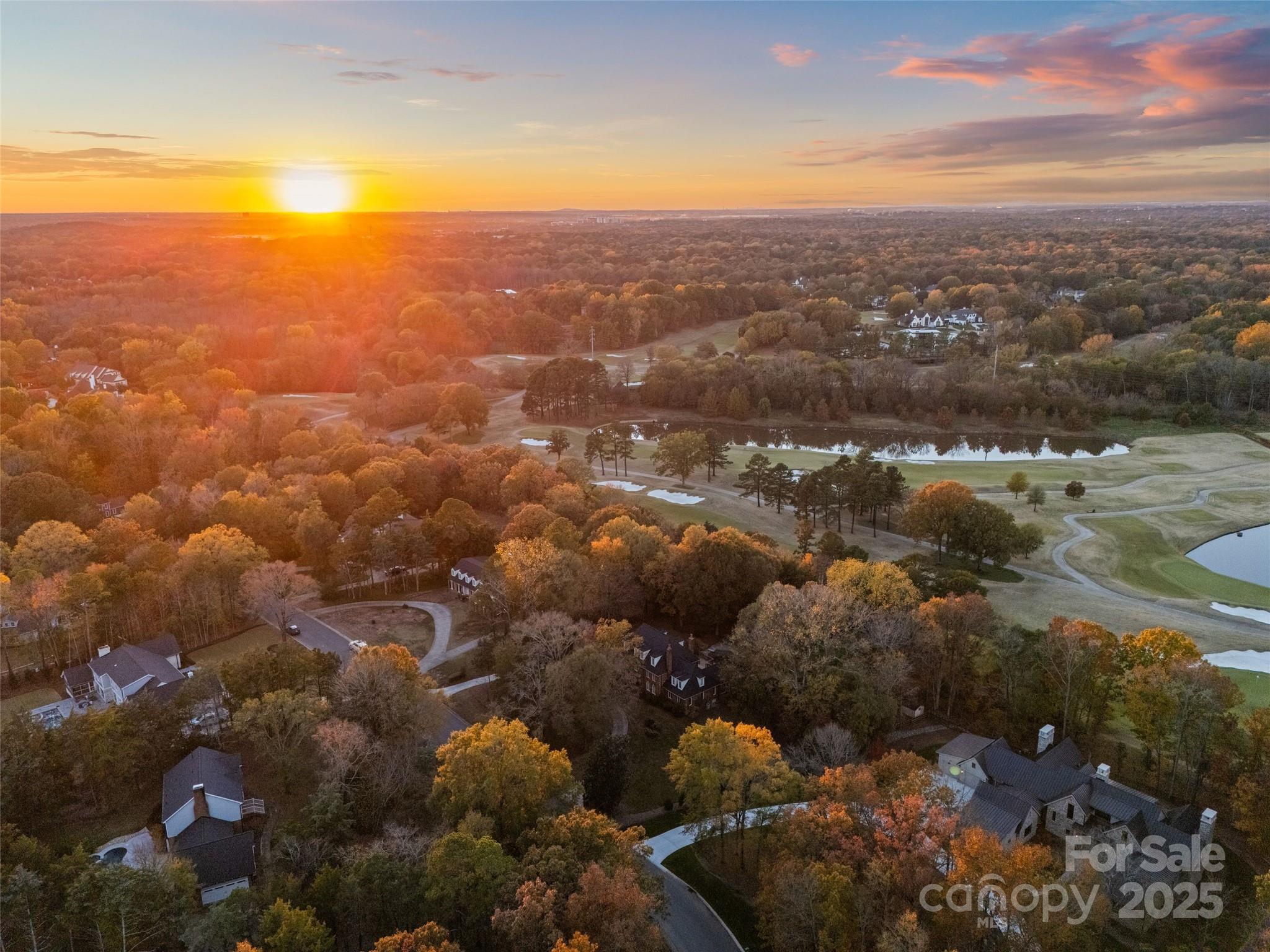 Five Knolls Estates - Residential