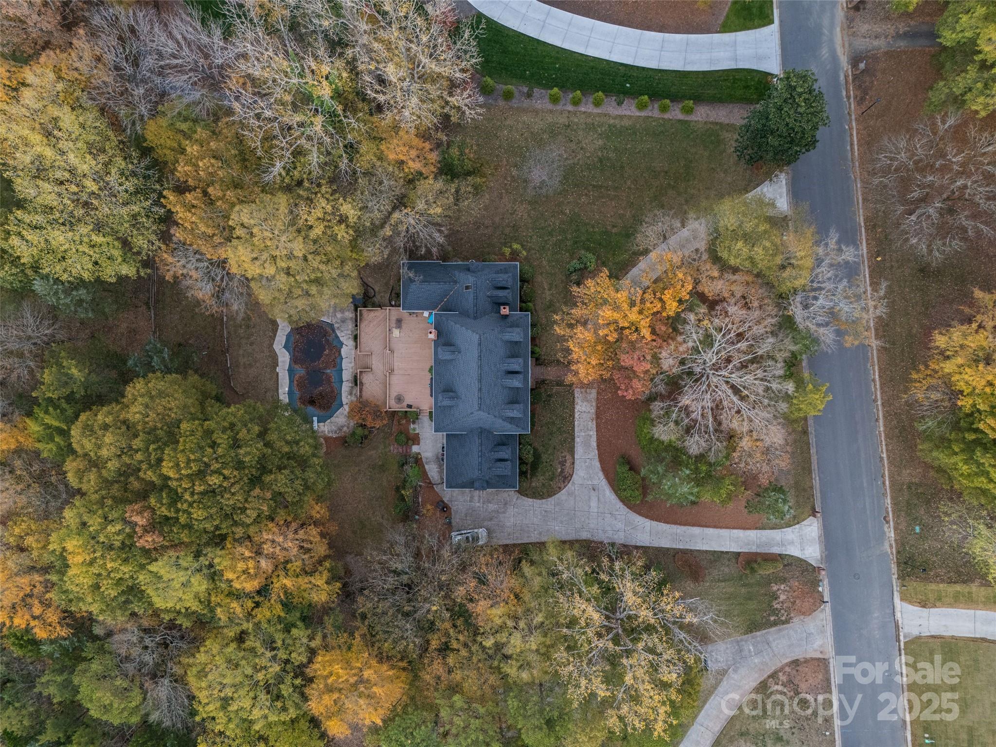 Five Knolls Estates - Residential