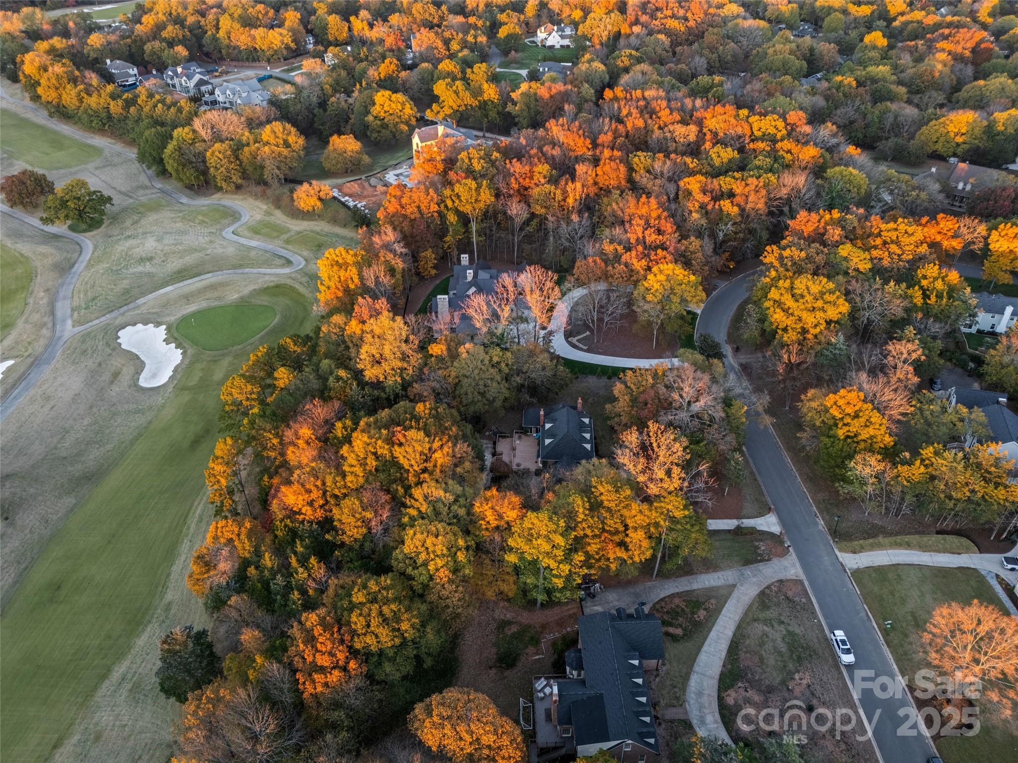 Five Knolls Estates - Residential