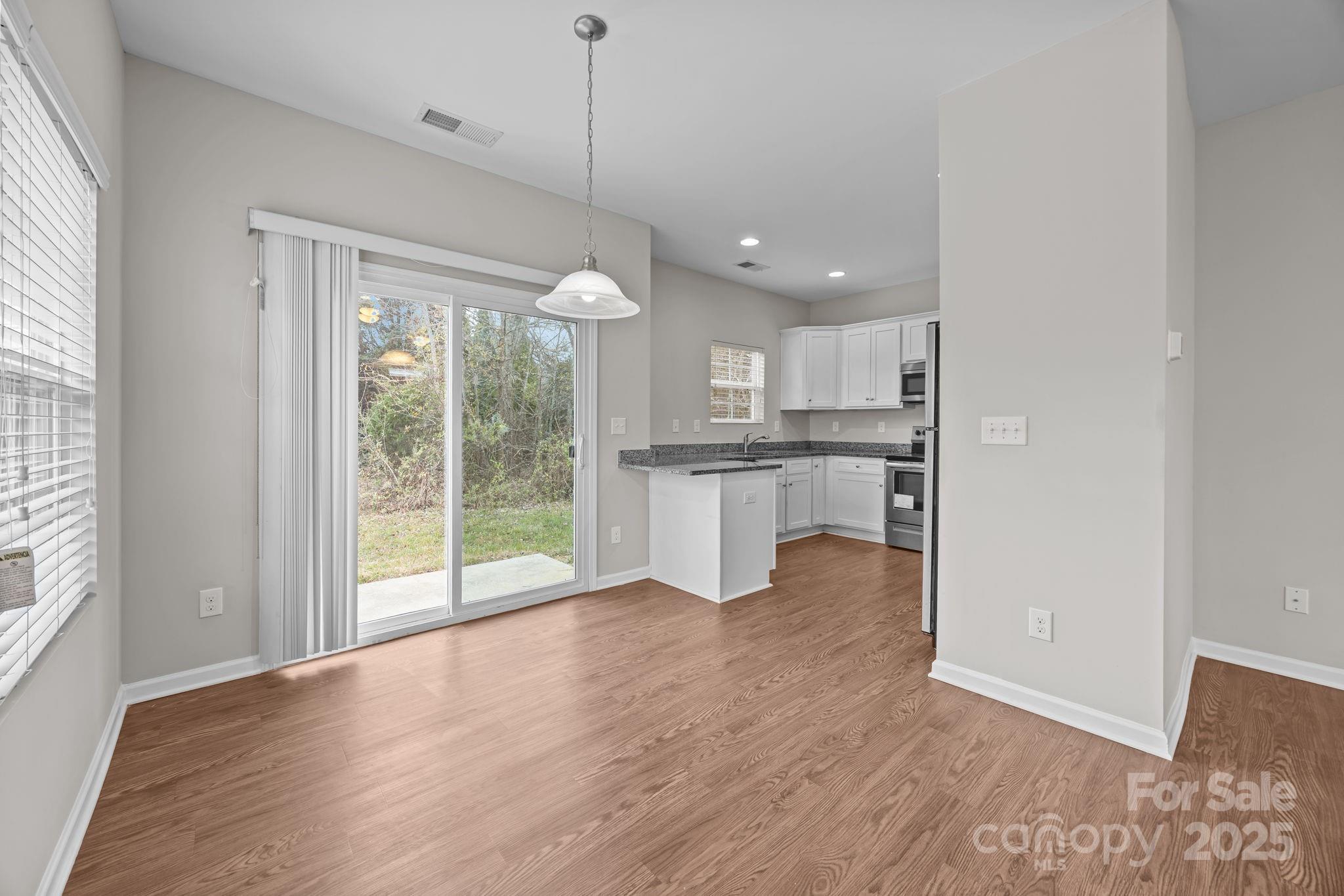 Oakview Commons - Residential