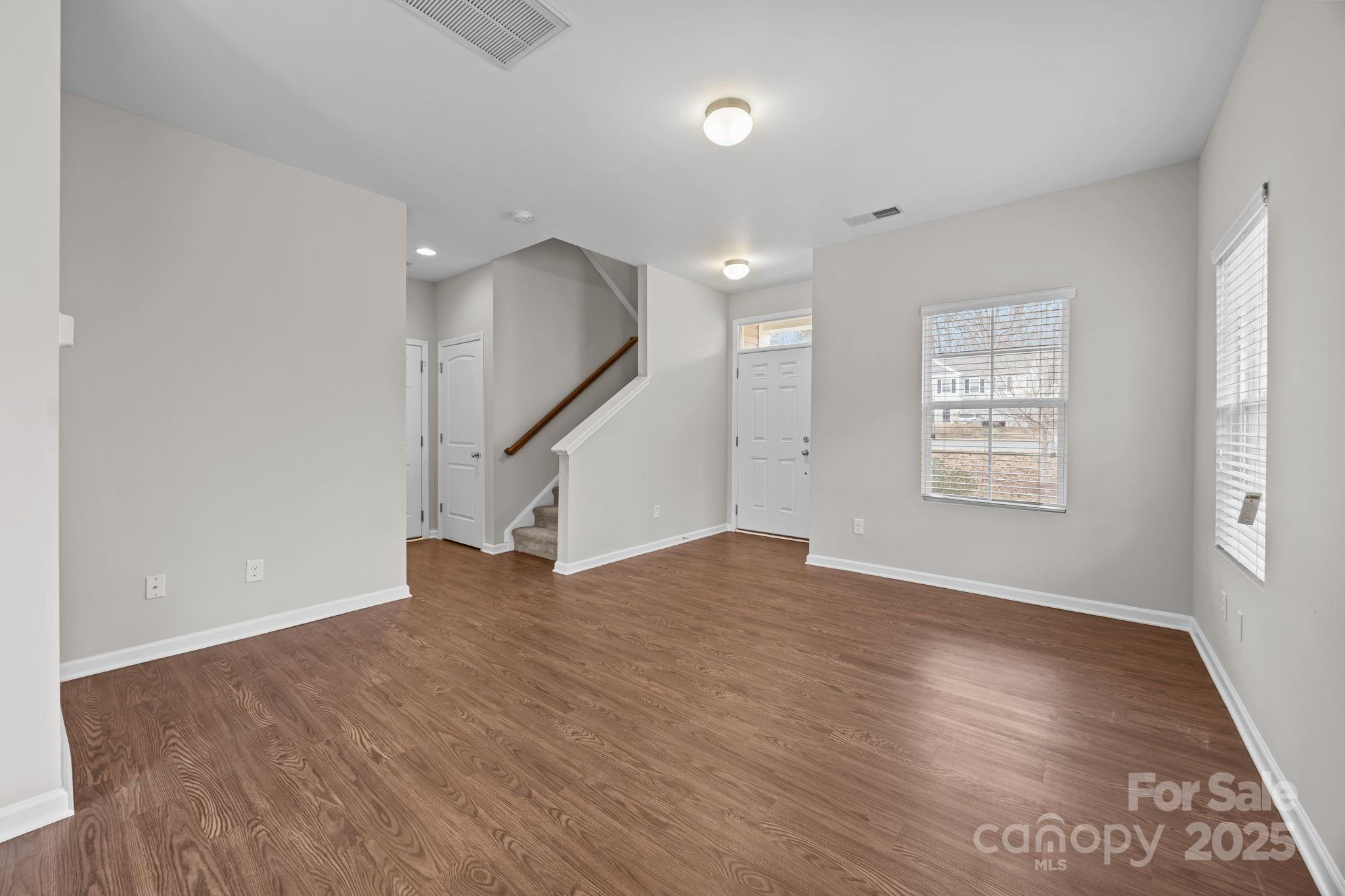 Oakview Commons - Residential