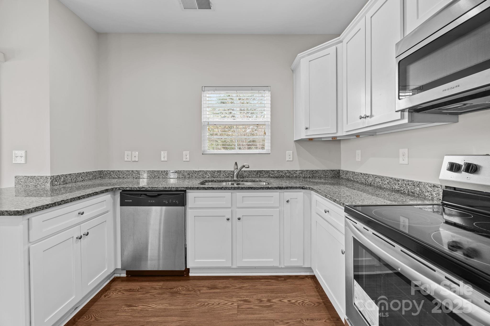 Oakview Commons - Residential