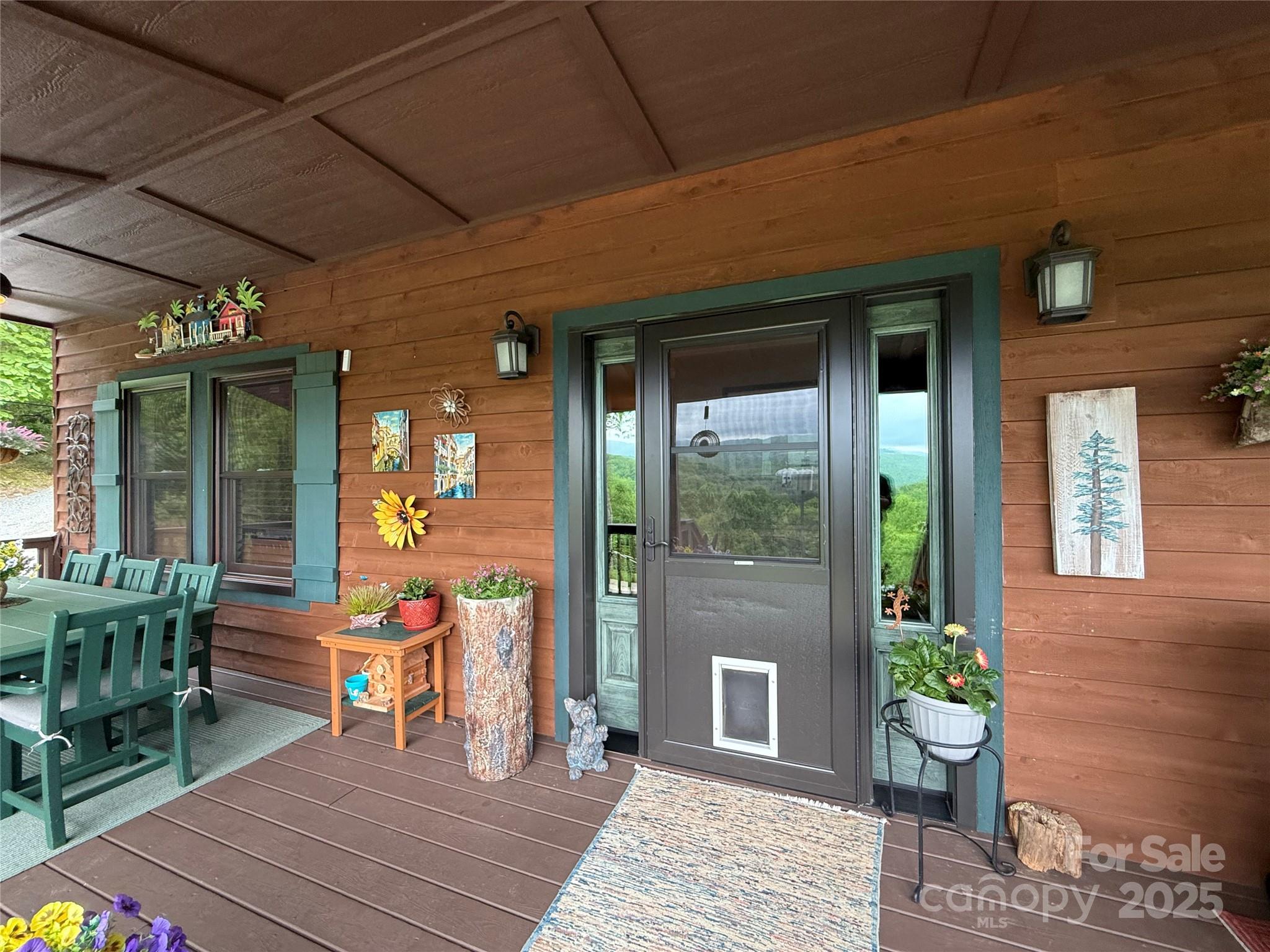 394 Hummingbird Lane