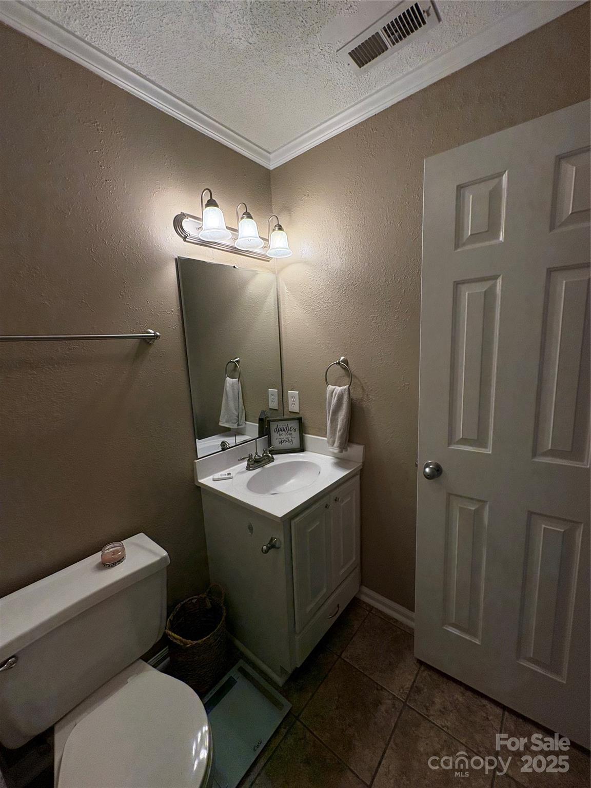 Franklin House - Residential