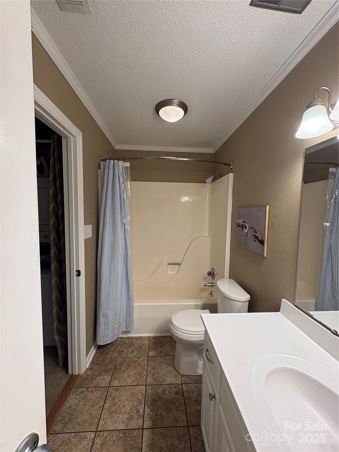 Franklin House - Residential