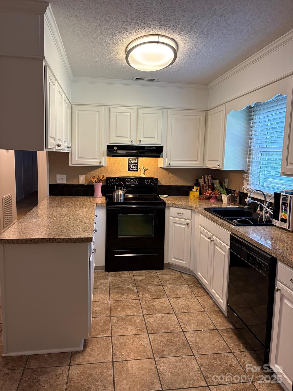 Franklin House - Residential