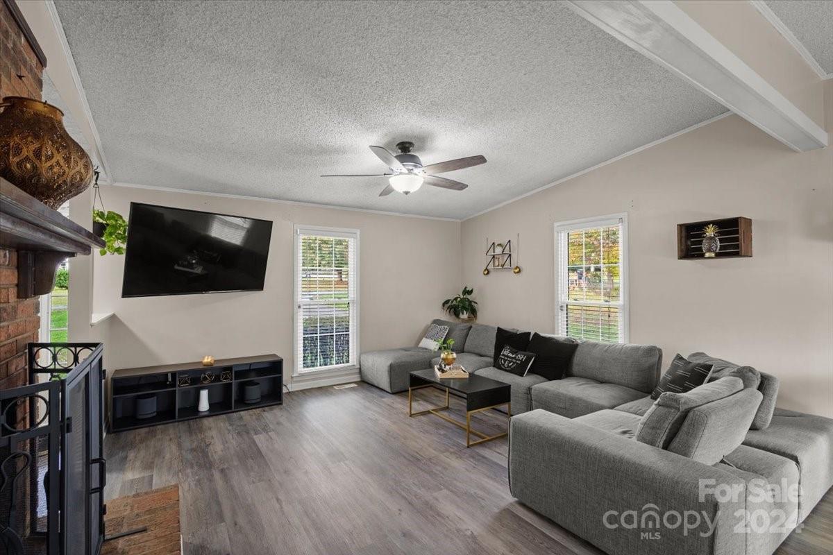 Saddlewood - Residential