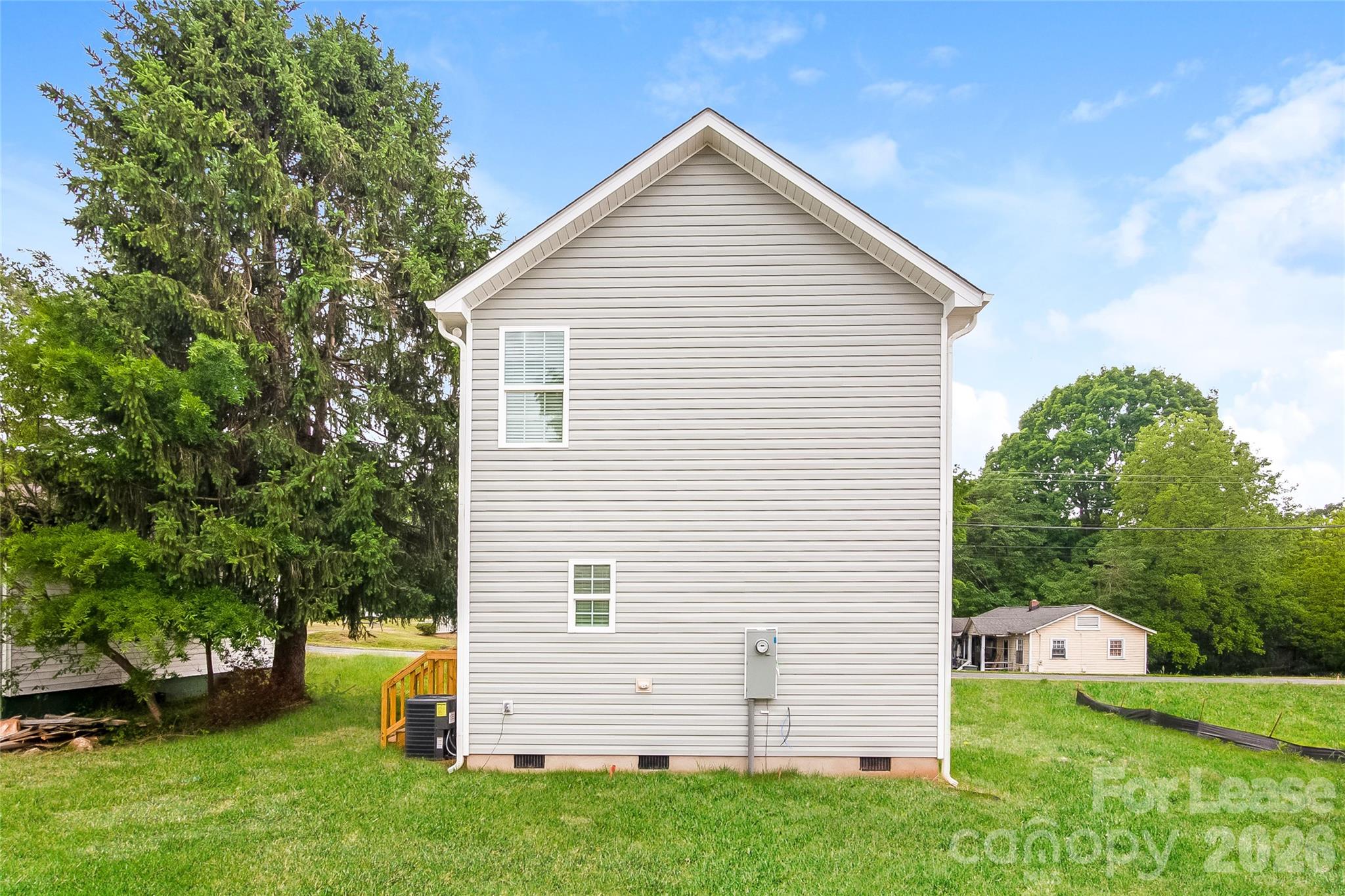 Groves Thread Company - Residential Lease