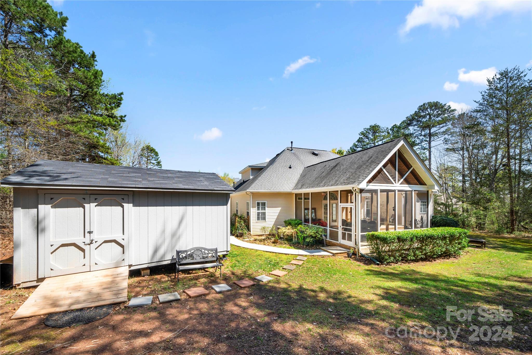 Lynnwood Farms - Residential