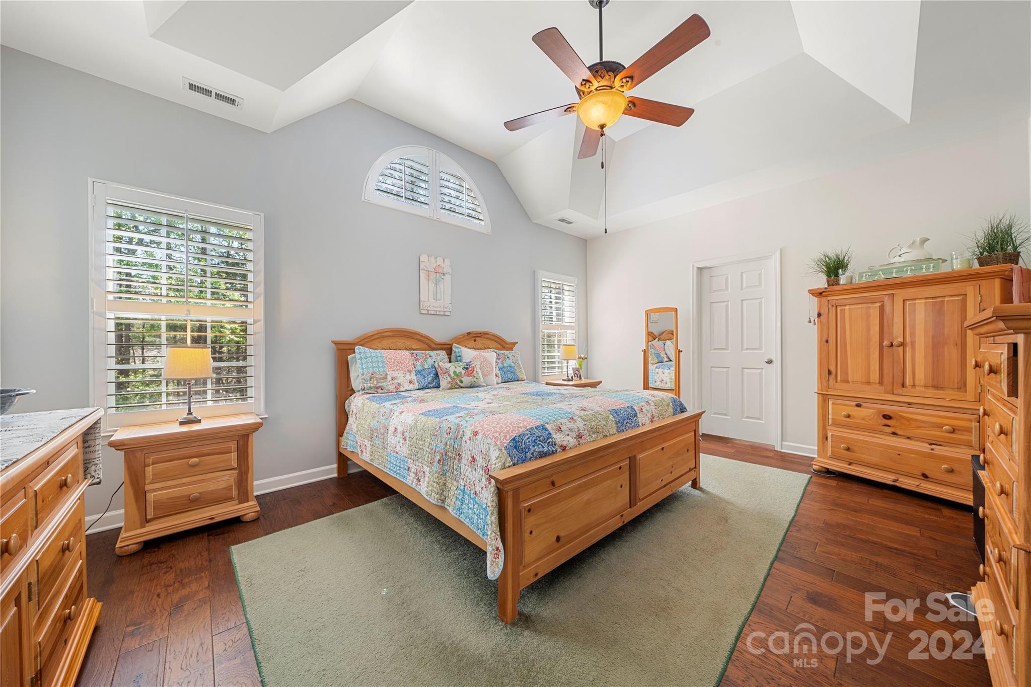 Lynnwood Farms - Residential